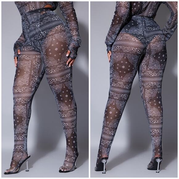 NWT PrettyLittleThing Black Bandana Paisley Print Mesh Sock Leggings Womens 4 - Picture 1 of 7